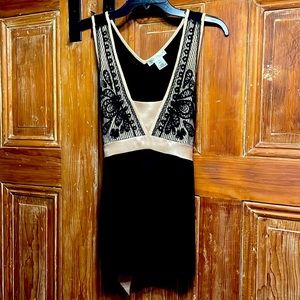 White House Black Market Size Small shirt